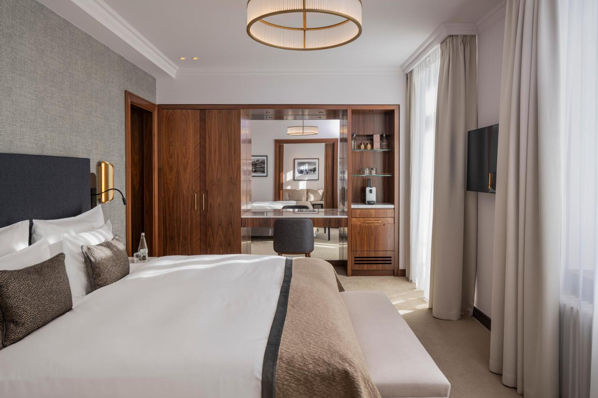 Grand Des Bains Kempinski होटल