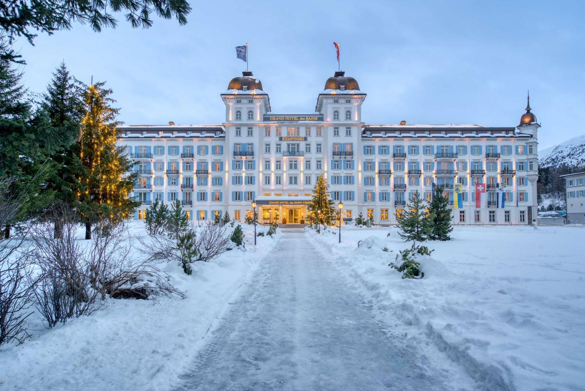 होटल Grand Des Bains Kempinski