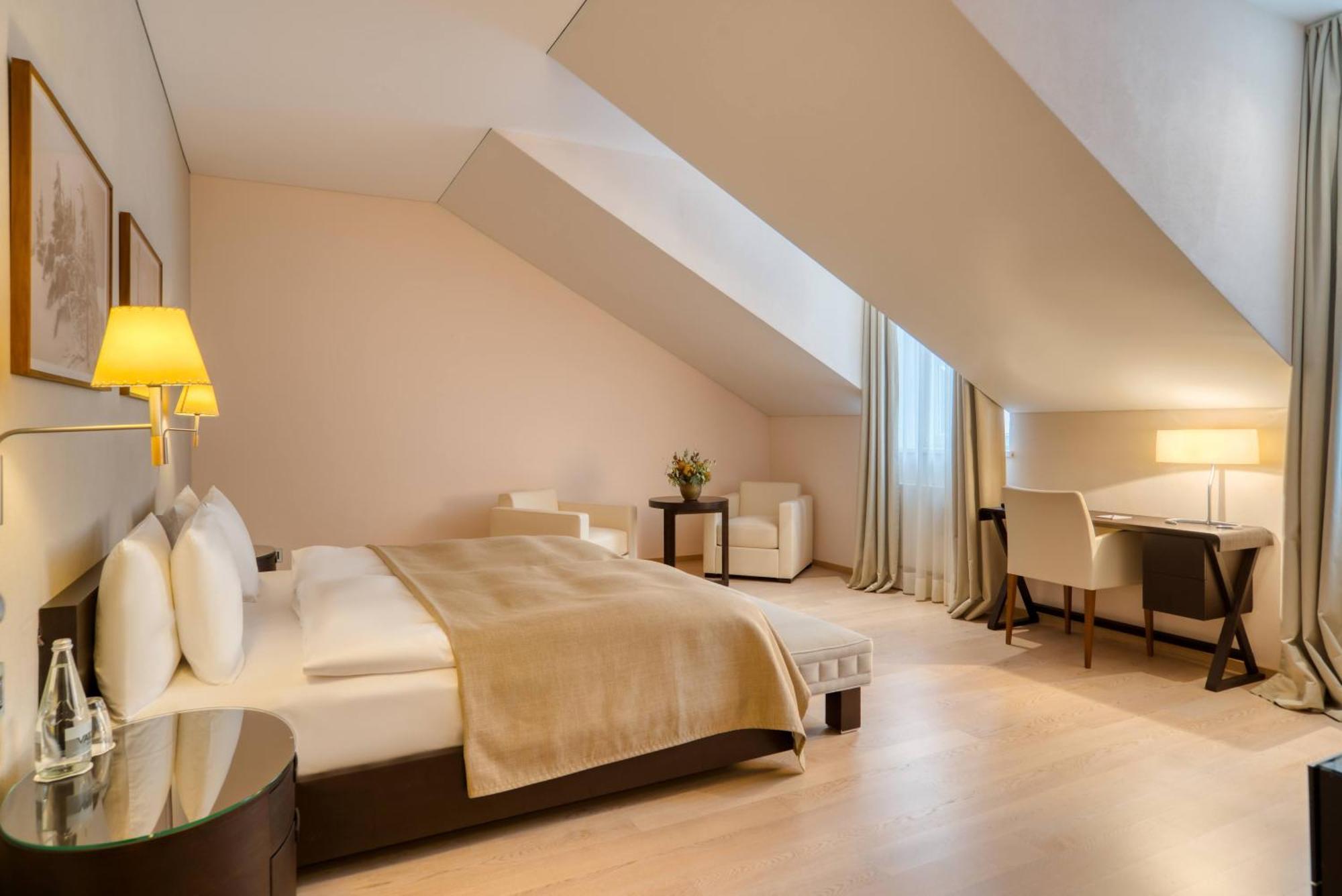 Grand Des Bains Kempinski Hotel